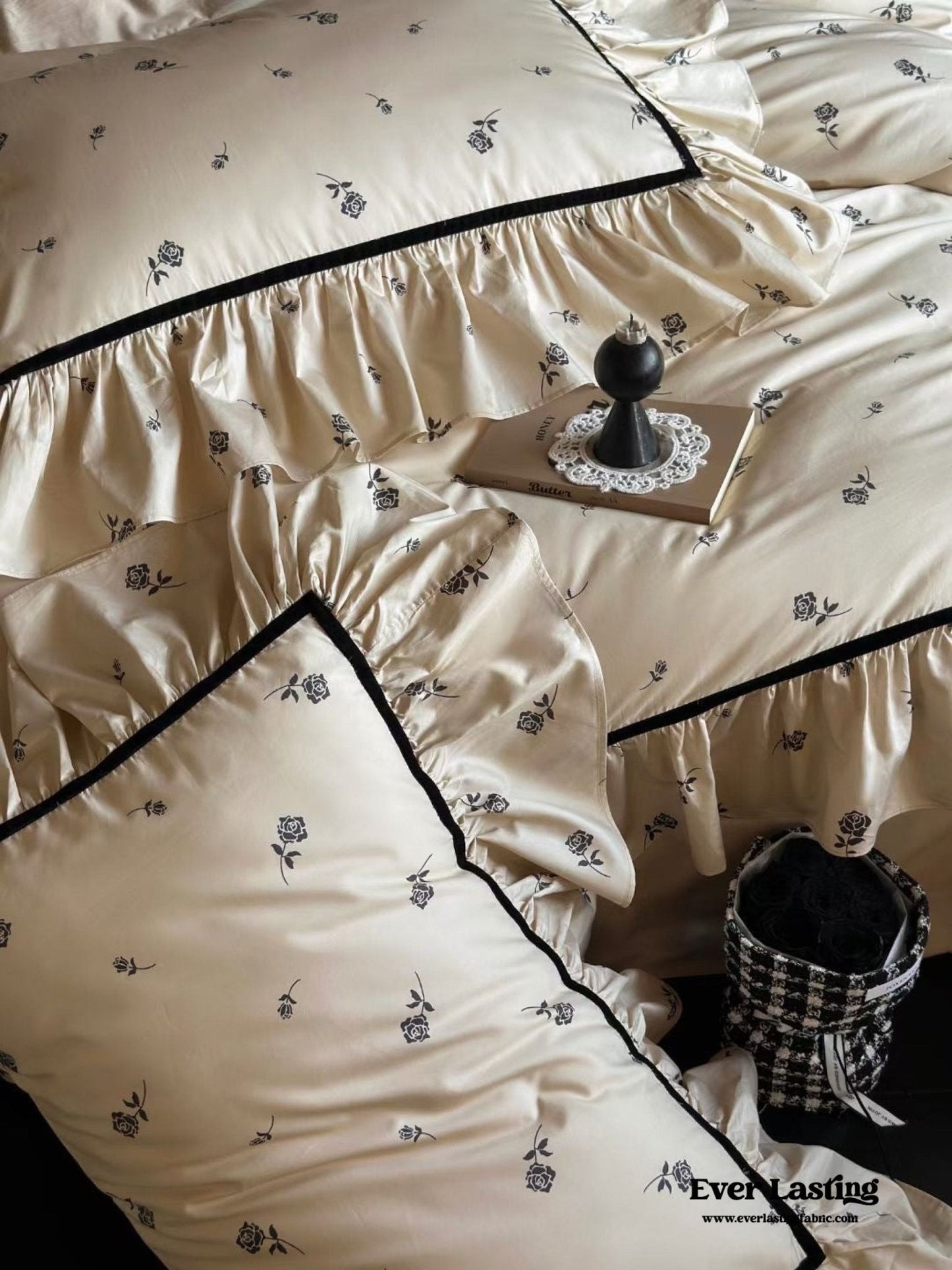Silky French Black Rose Bedding Set