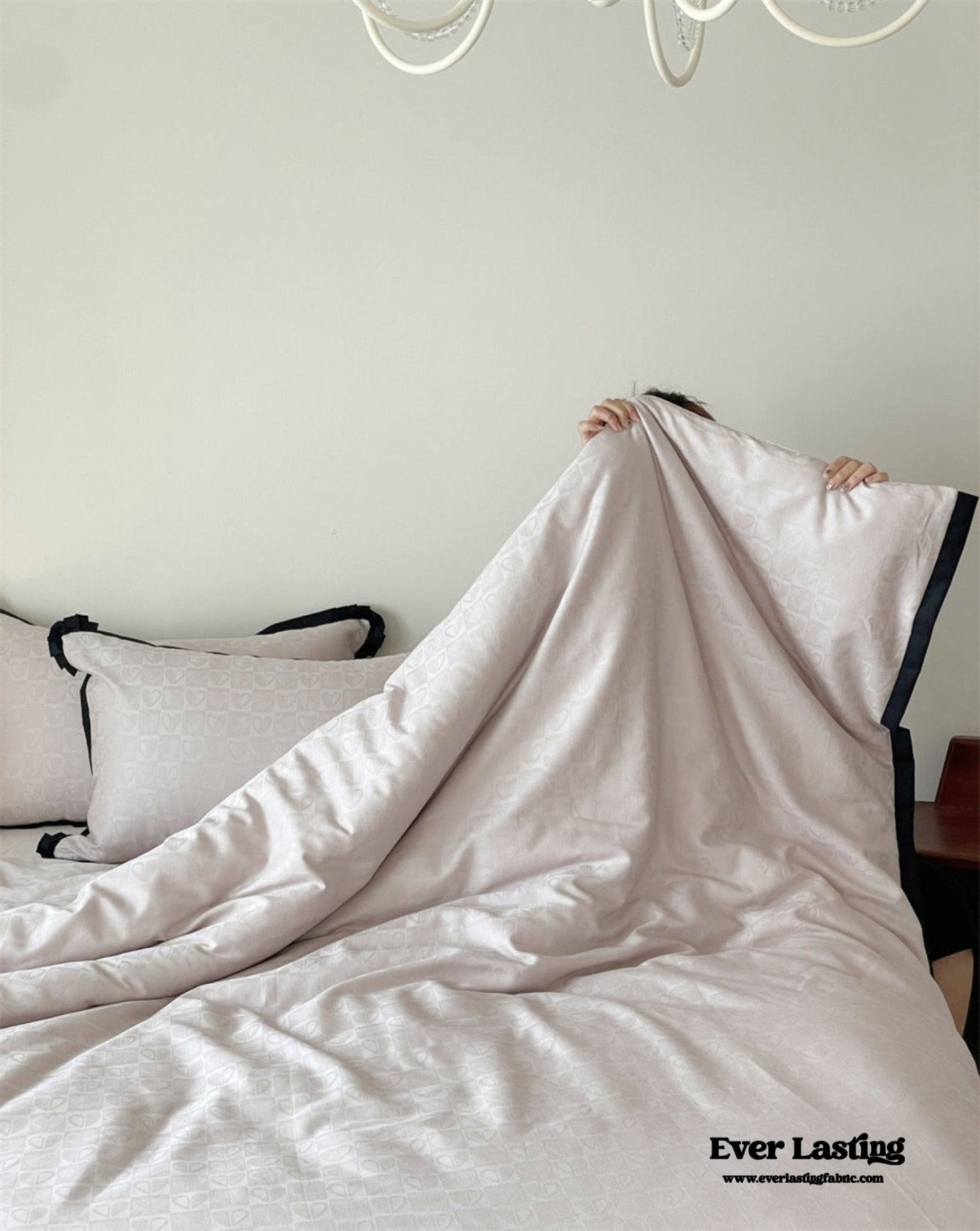 Silky Luxury Heart Textured Bedding Set / Cream