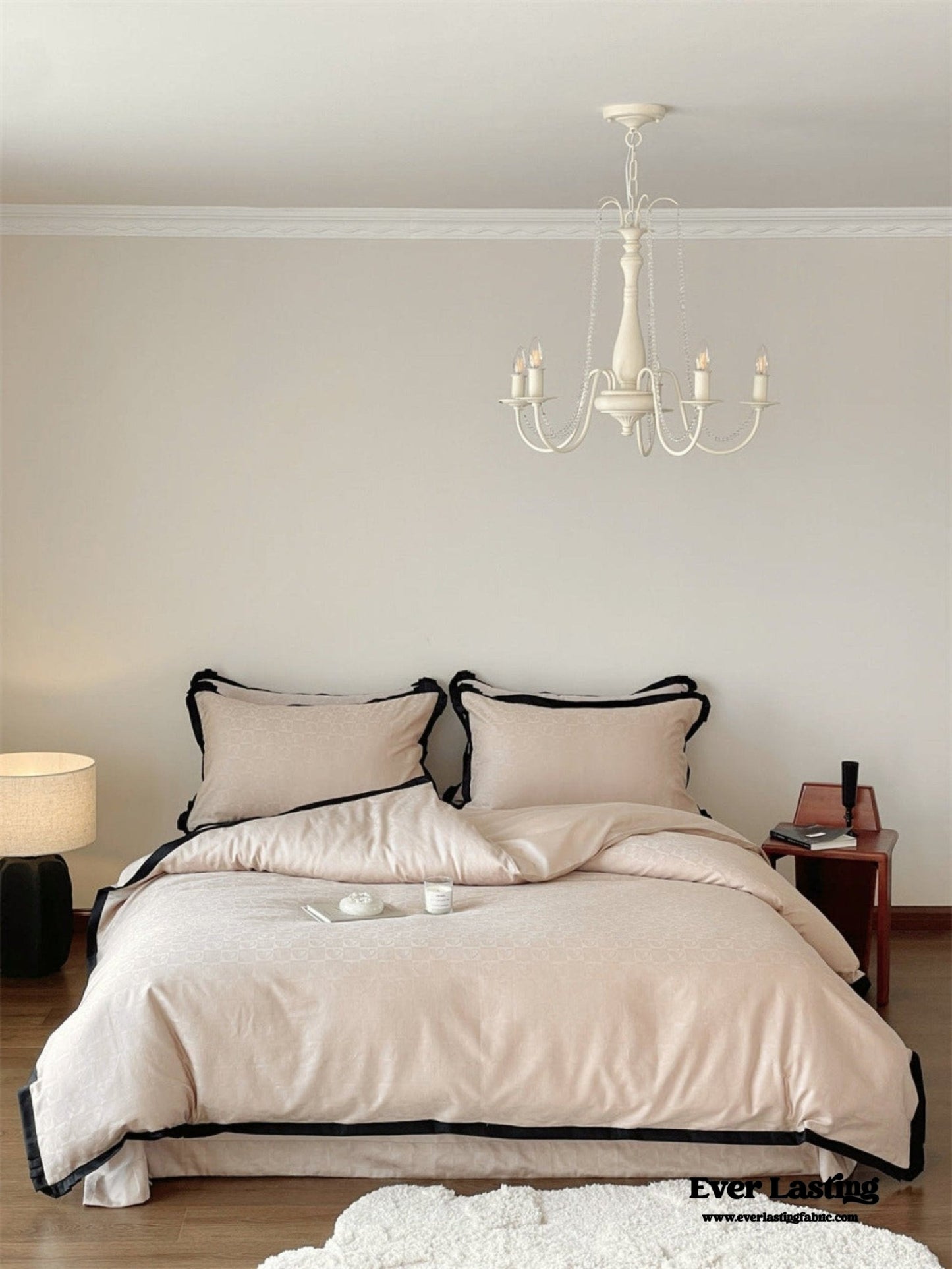 Silky Luxury Heart Textured Bedding Set / Cream