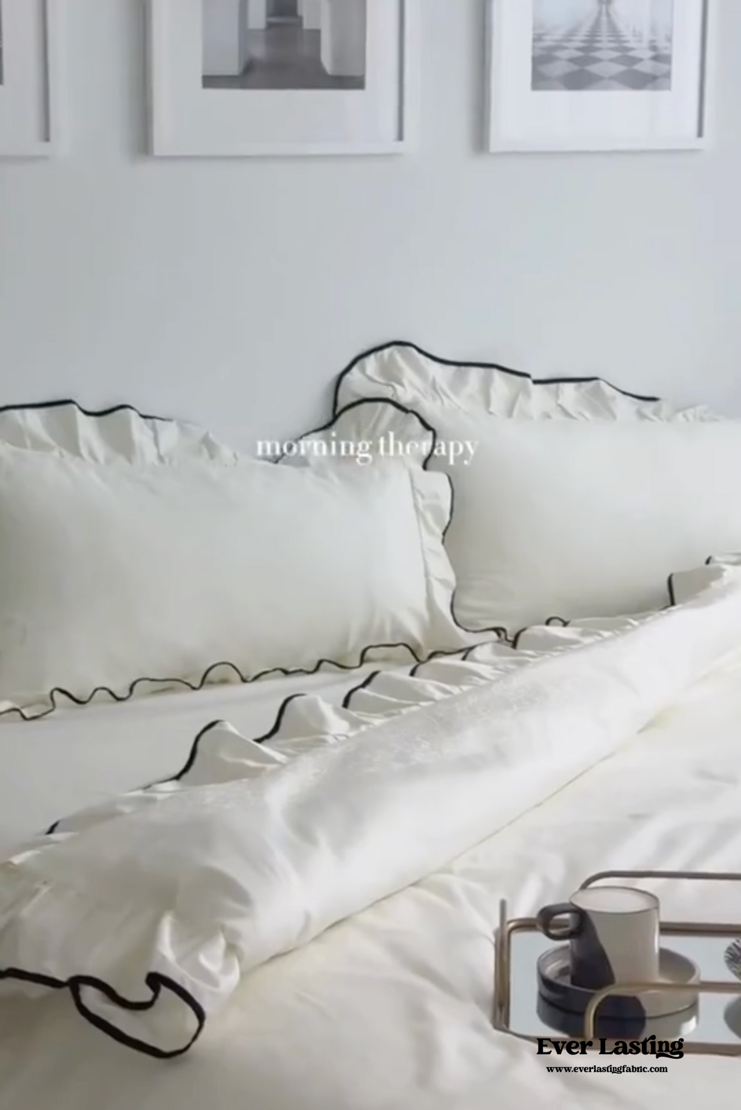 Silky Ruffle Bedding Set / Ivory White
