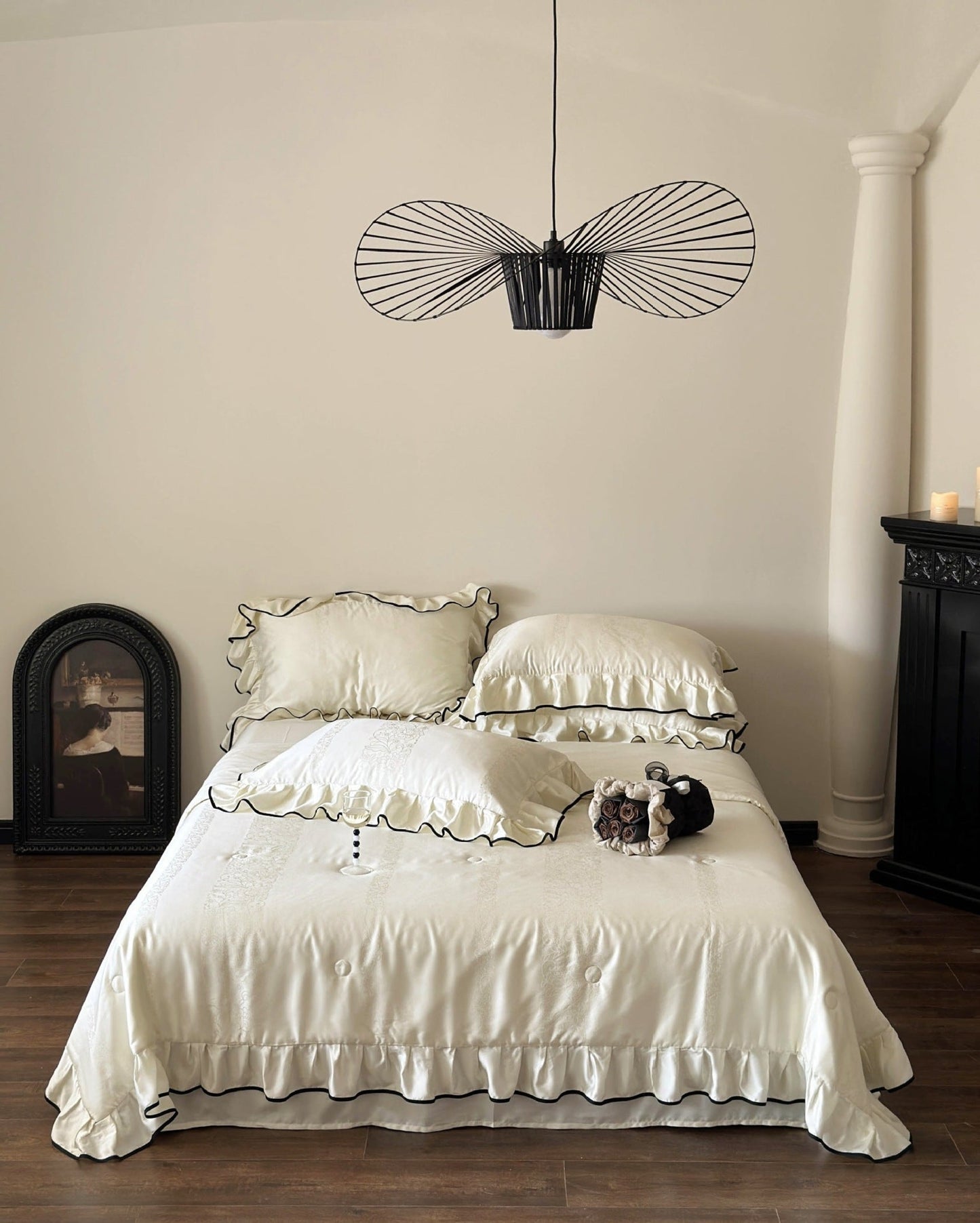 Silky Ruffle Blanket Comforter Set / Rust Pink