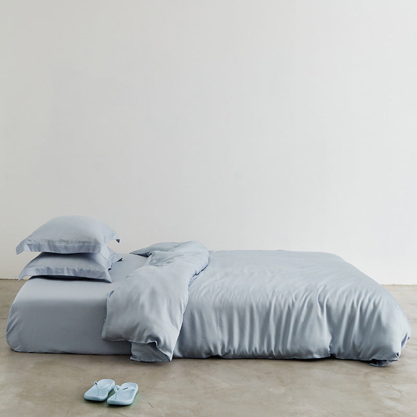Silky Solid Tencel Bedding Set / Gray