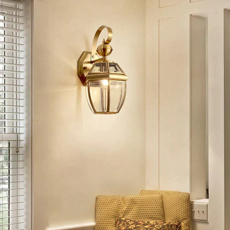 Éva's Country Style Outdoor Copper Wall Lamp - Charming Balcony and Staircase Lighting