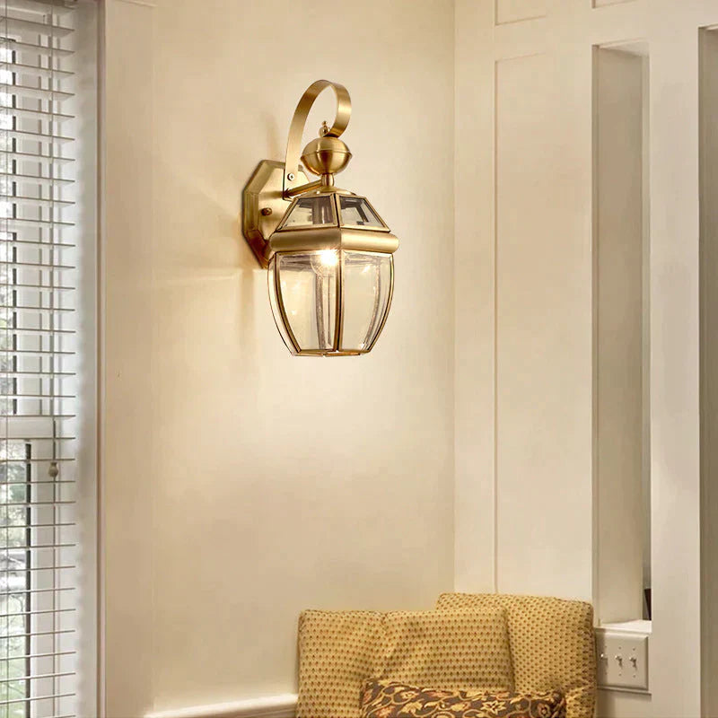 Éva's Country Style Outdoor Copper Wall Lamp - Charming Balcony and Staircase Lighting