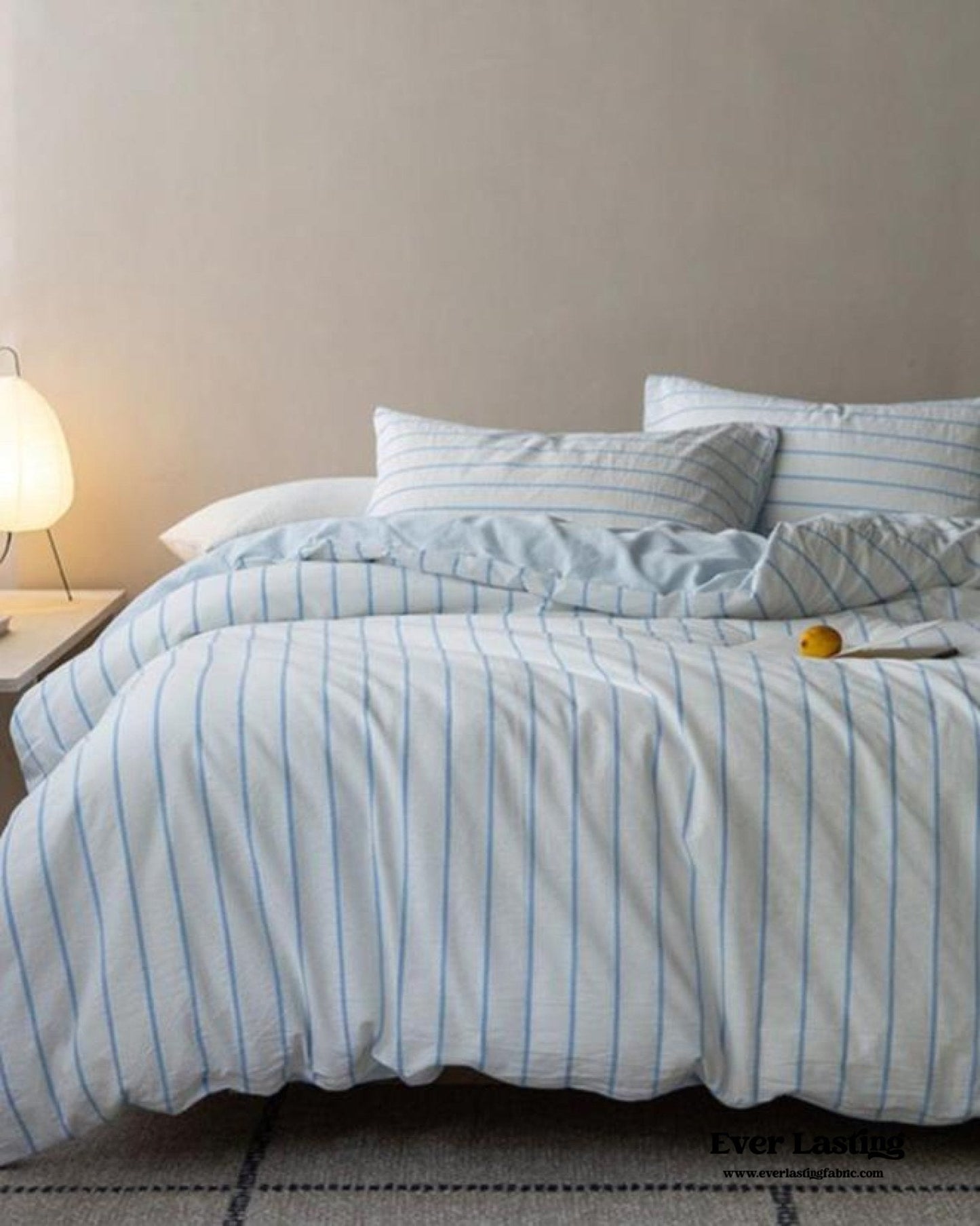 Skye Refreshing Striped Bedding Set / Blue