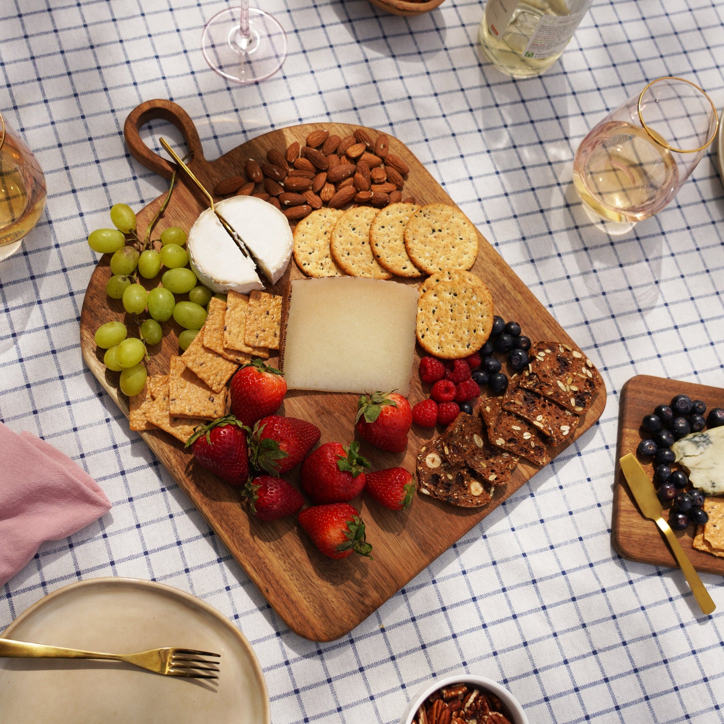 Large Acacia Serving Board