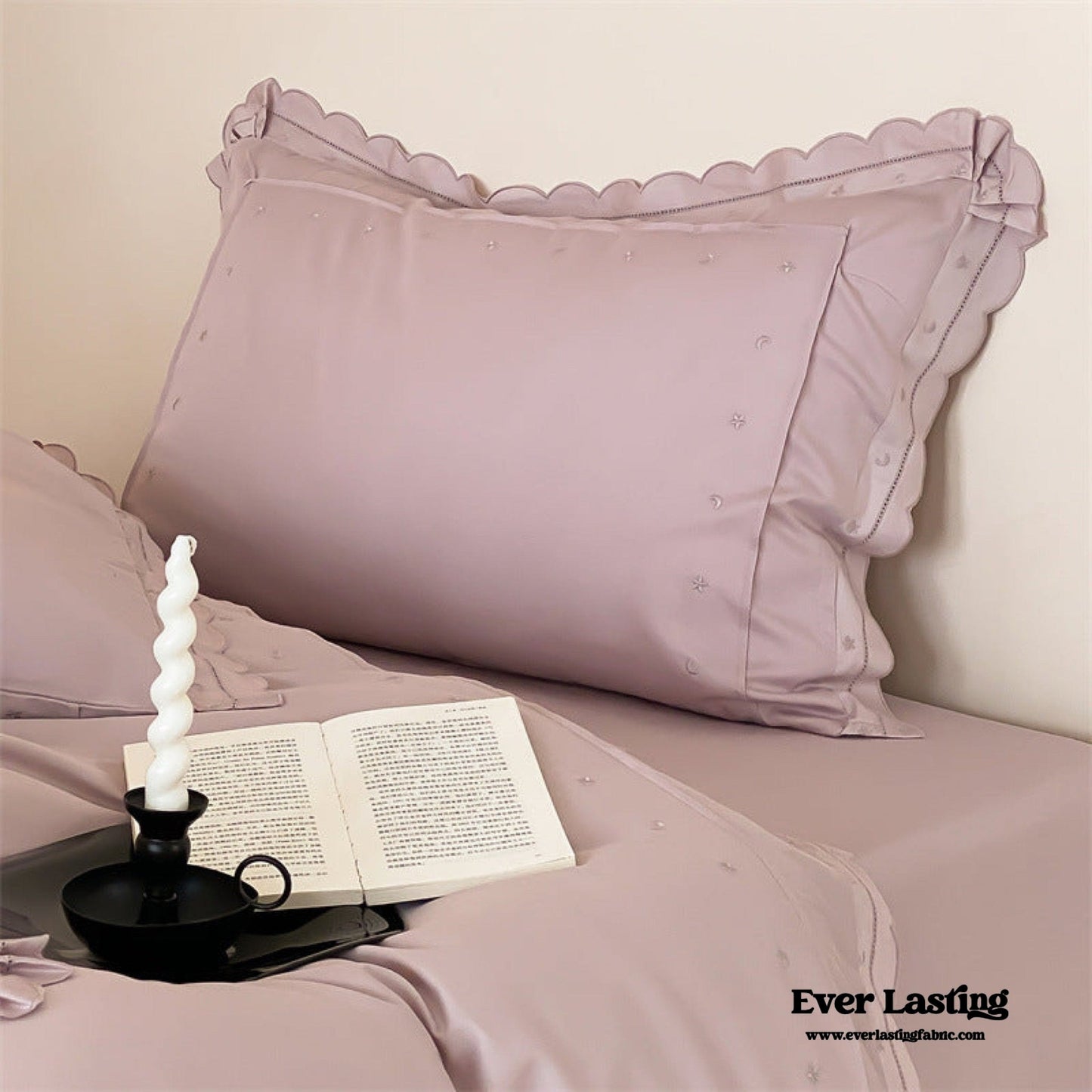 Star Gaze Short Cake Ruffle Bedding Set / Purple