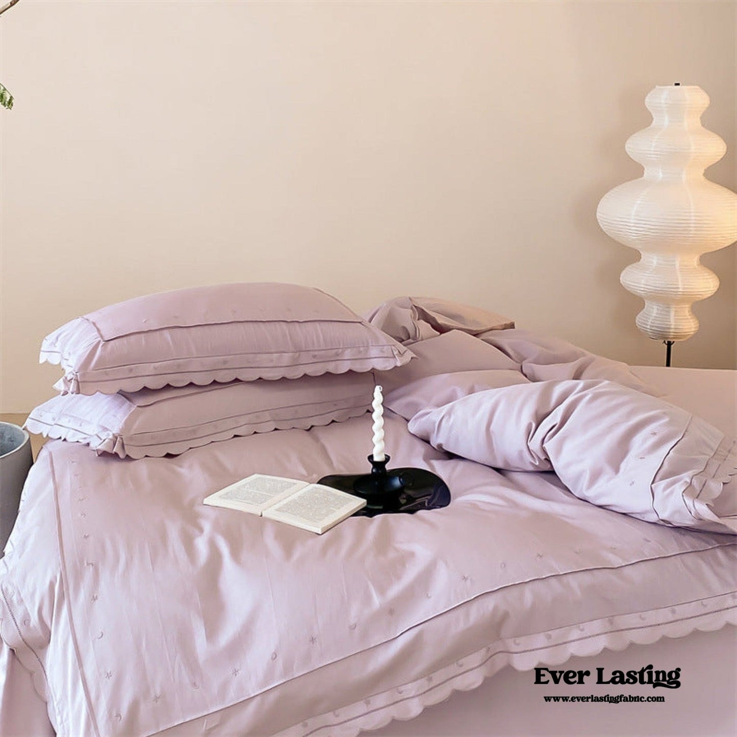 Star Gaze Short Cake Ruffle Bedding Set / White