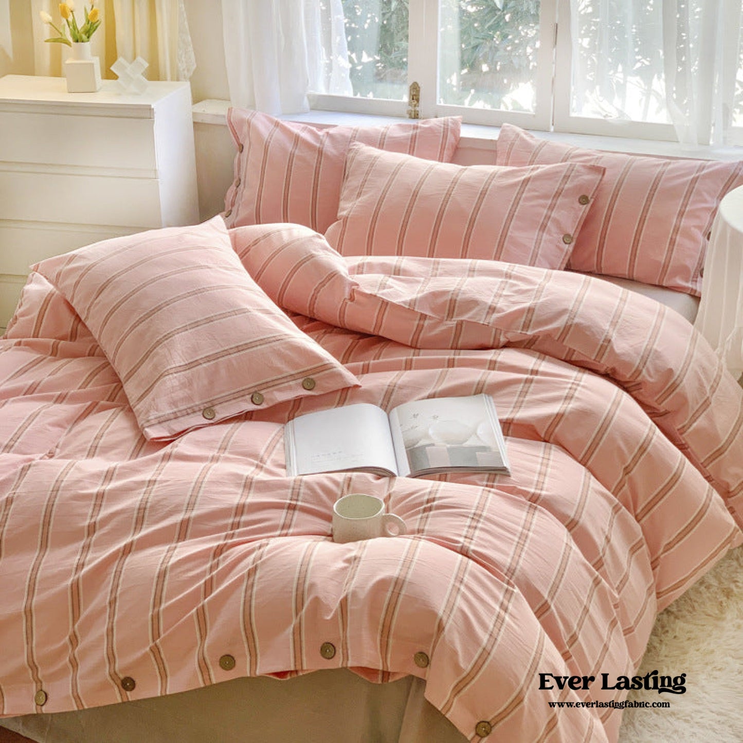 Stripe Buttoned Bedding Set / Blue Pink