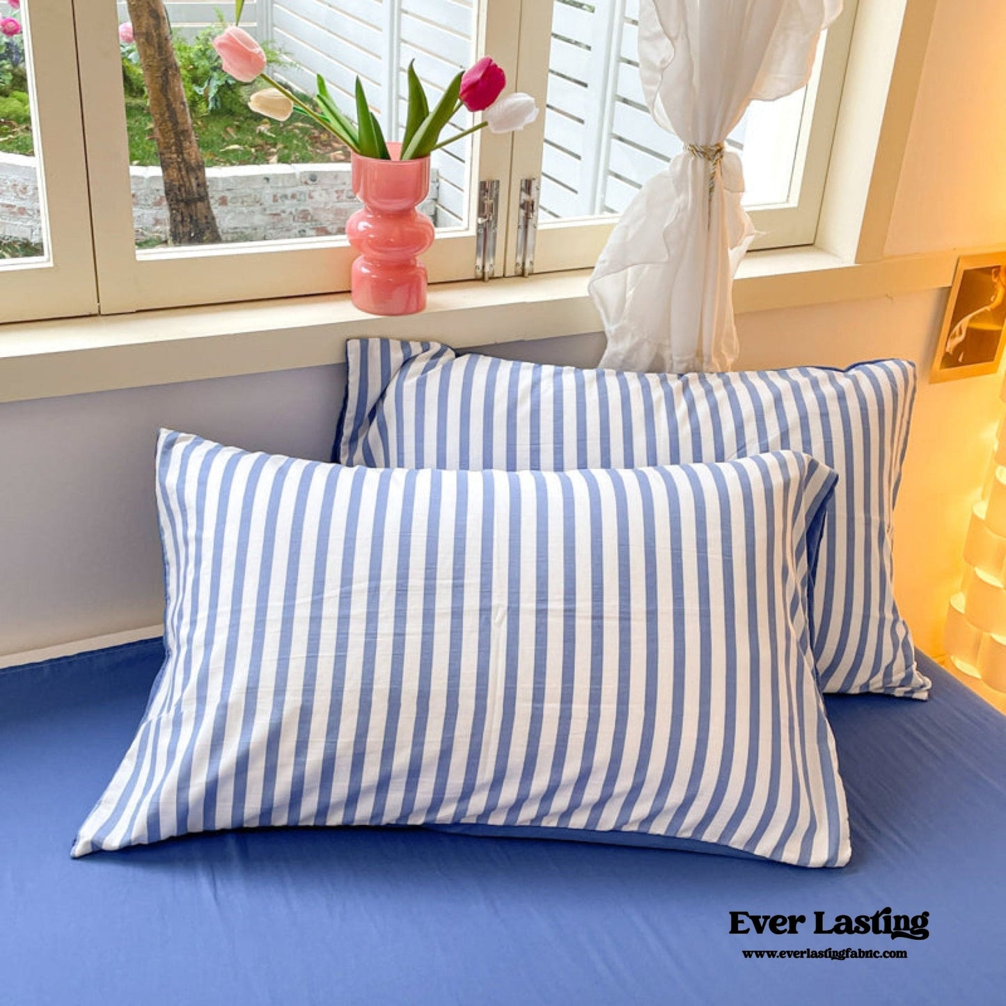Striped Bedding Set / Blue