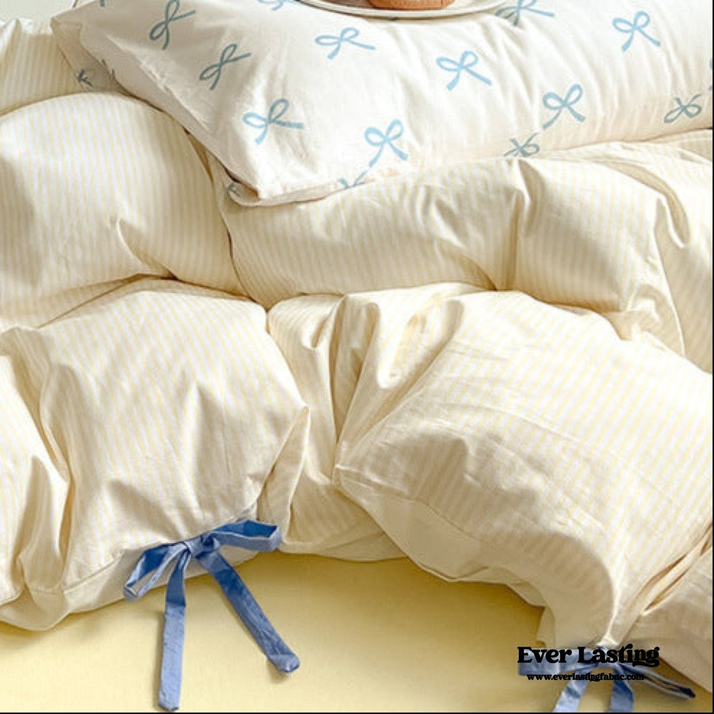 Sweet Bow Striped Bedding Set / Pink