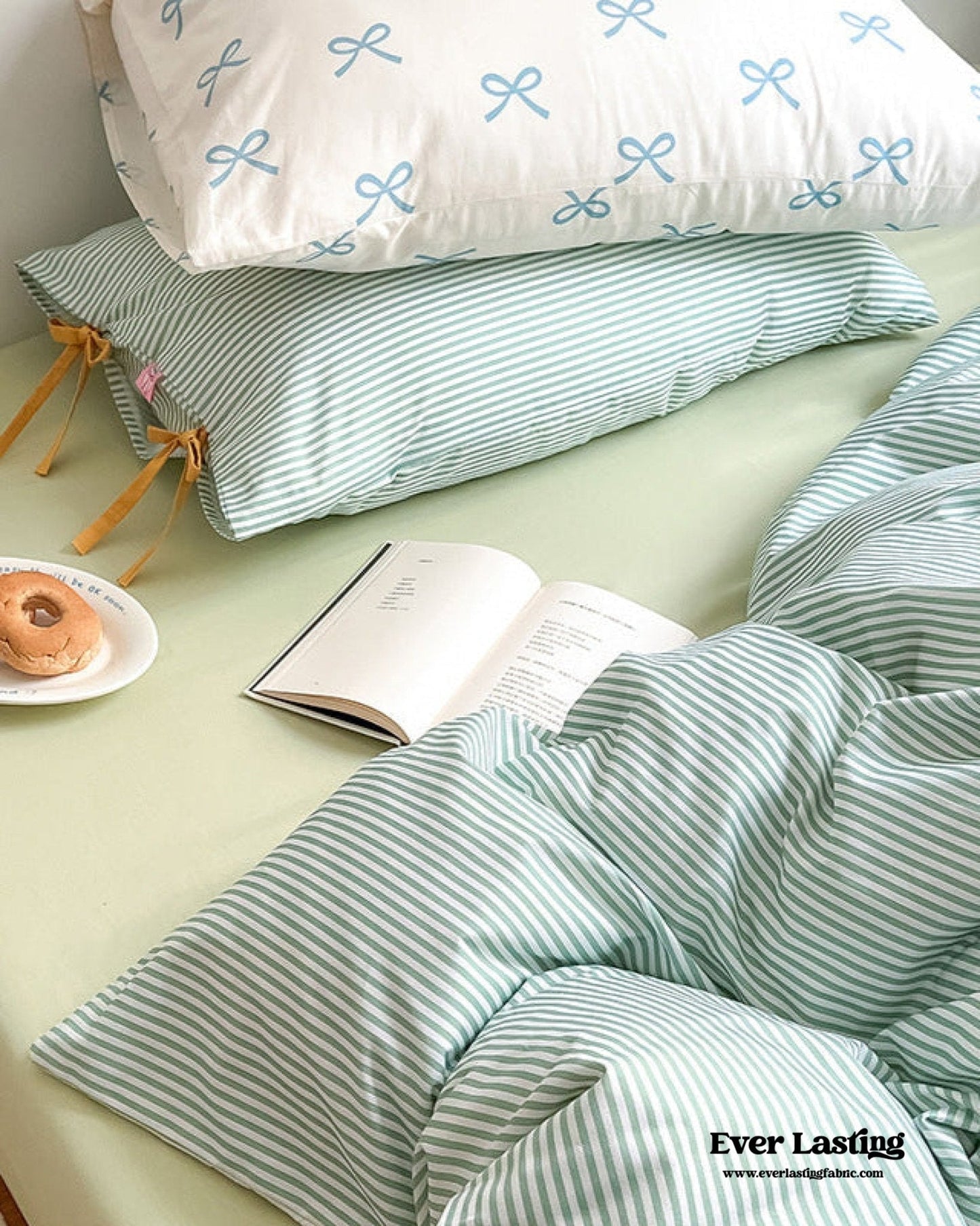 Sweet Bow Striped Bedding Set / Yellow