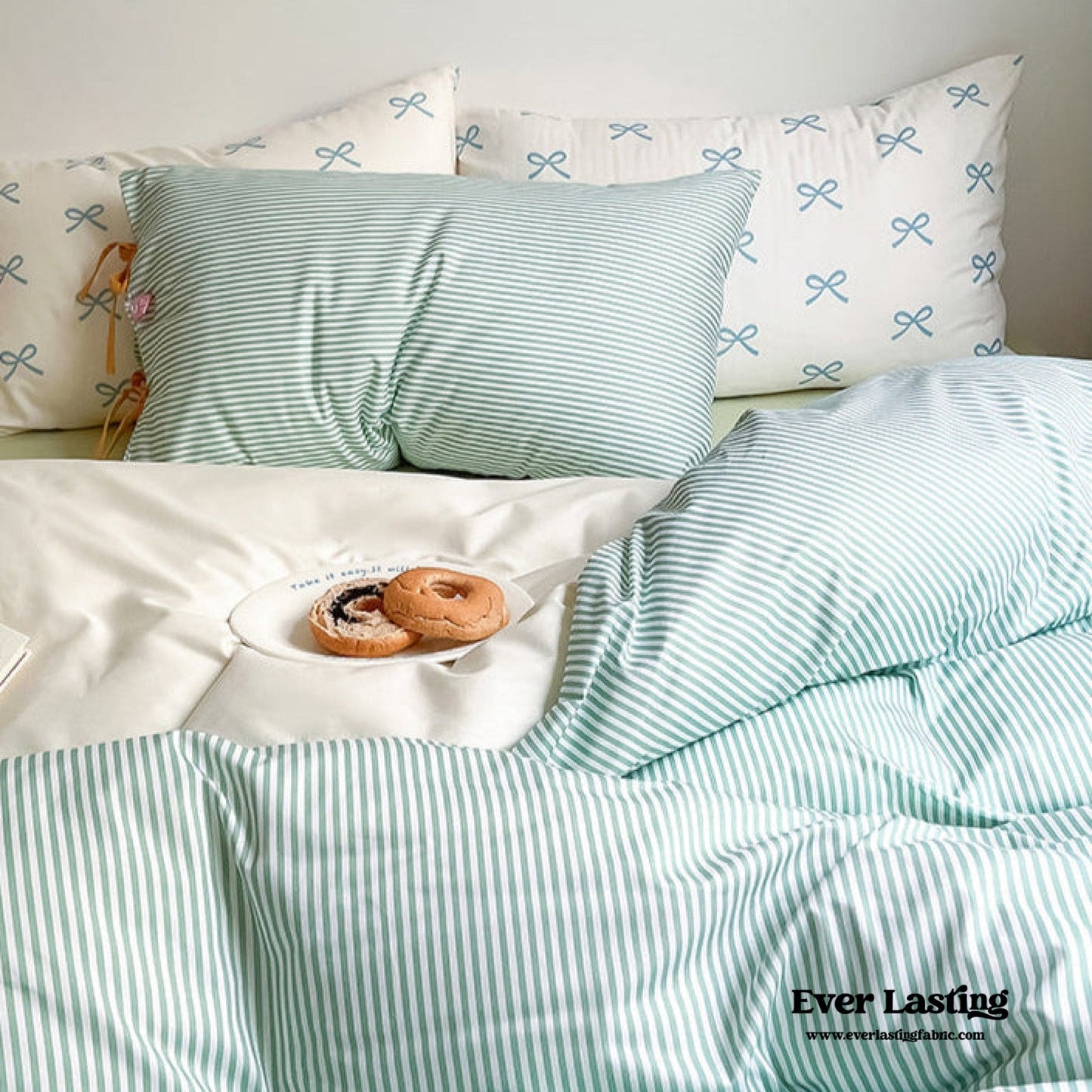 Sweet Bow Striped Bedding Set / Yellow