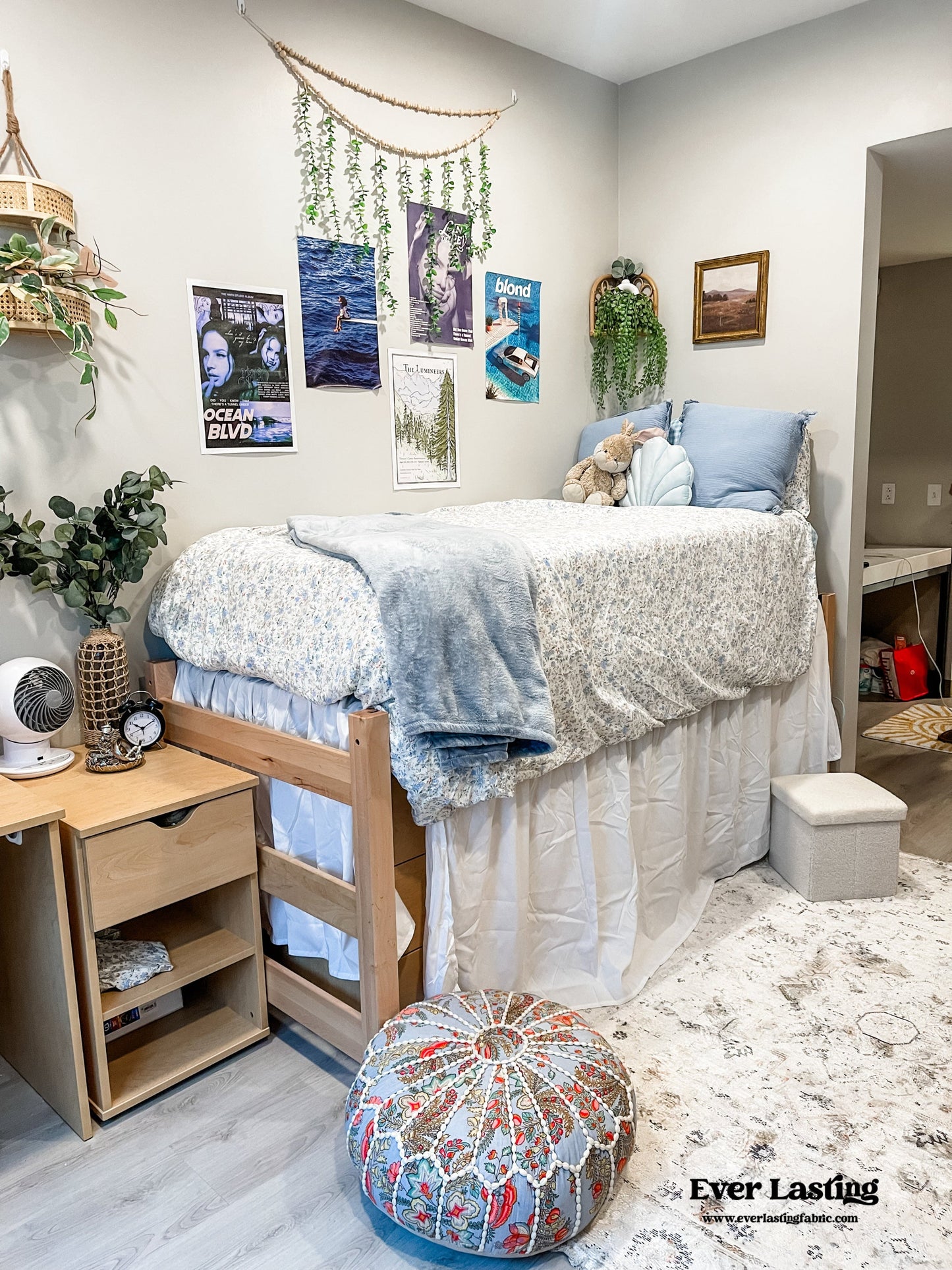 Sweet Floral Bedding Set / Cream