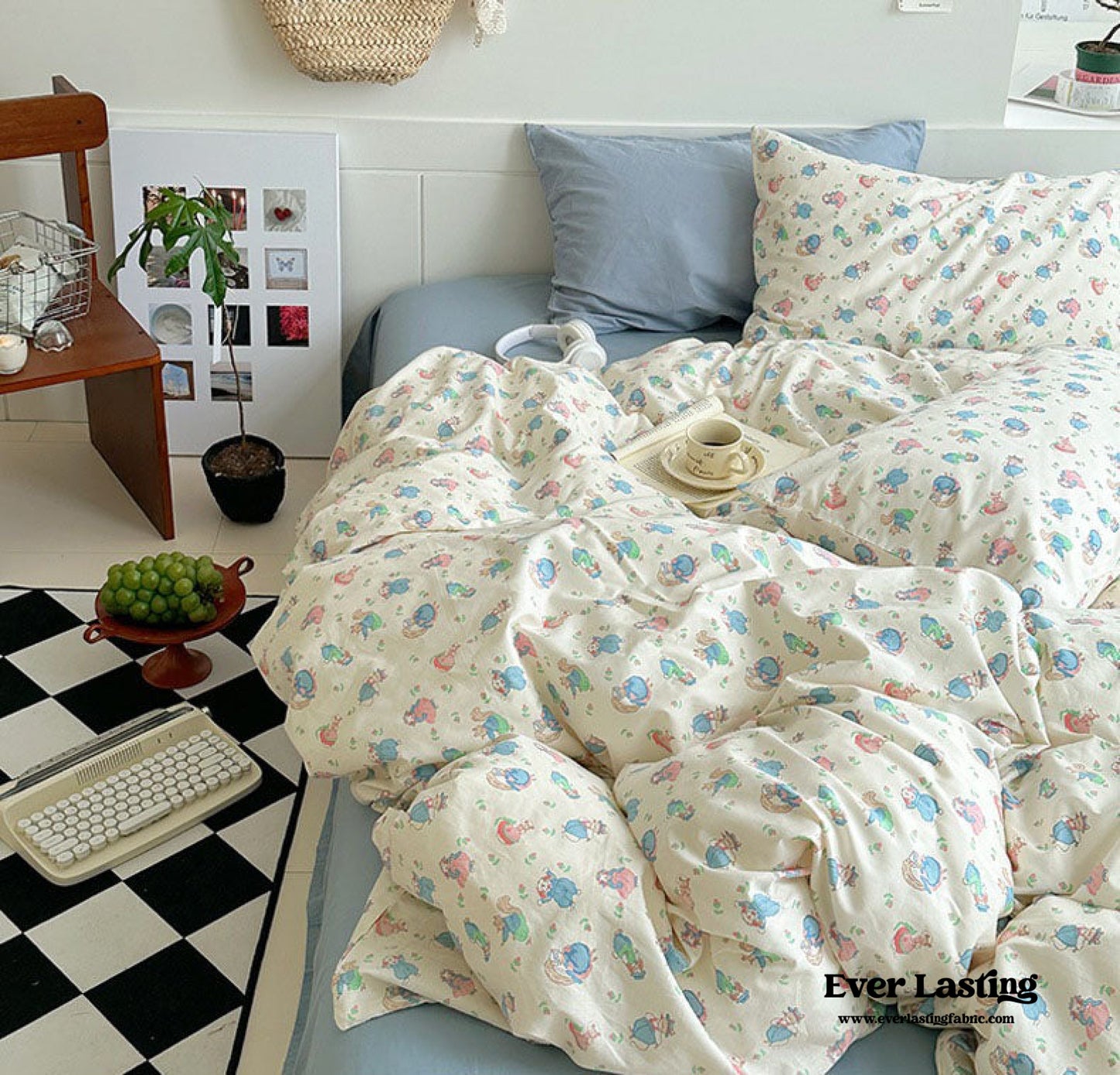 Sweet Floral Bedding Set / Cream