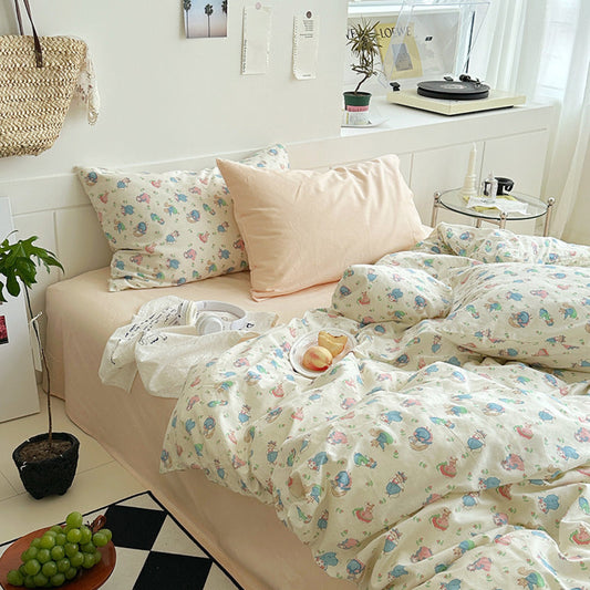 Sweet Floral Bedding Set / Cream