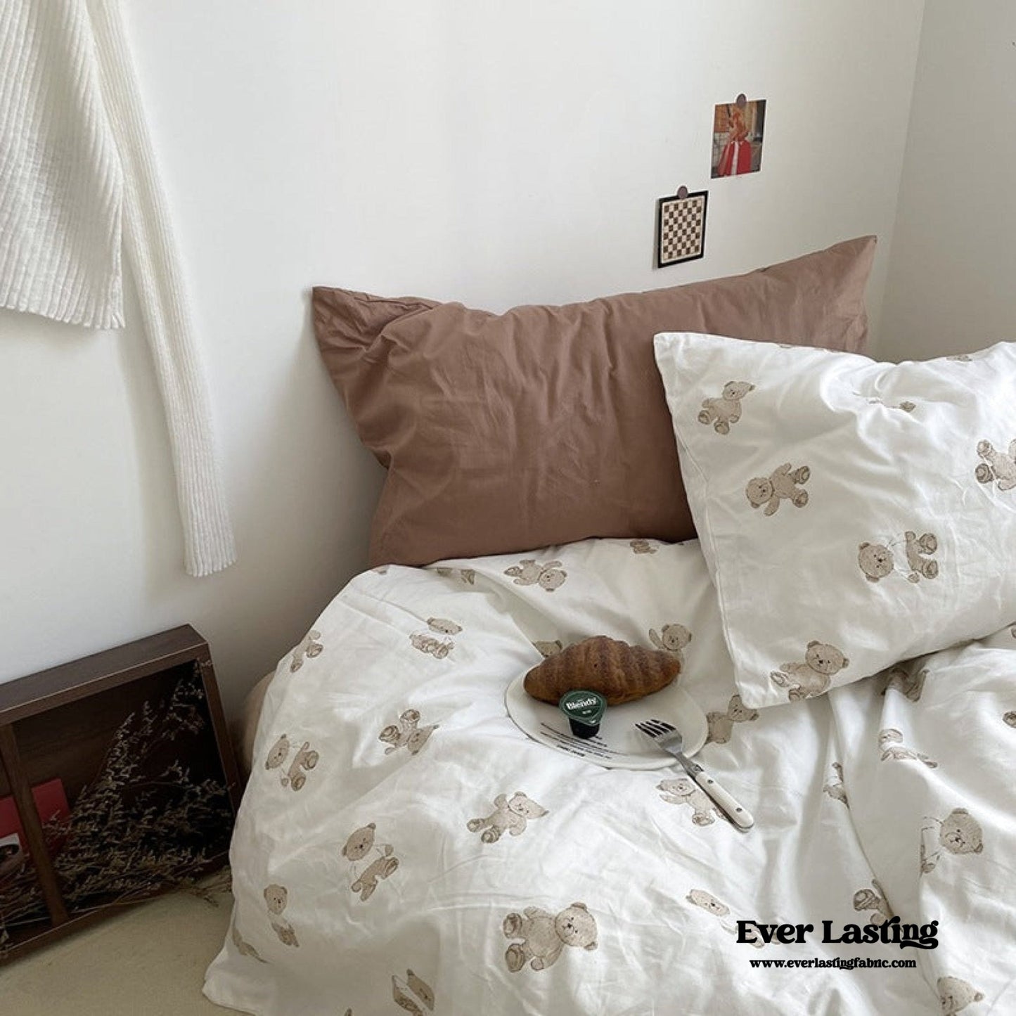Teddy Duvet Cover / White + Beige