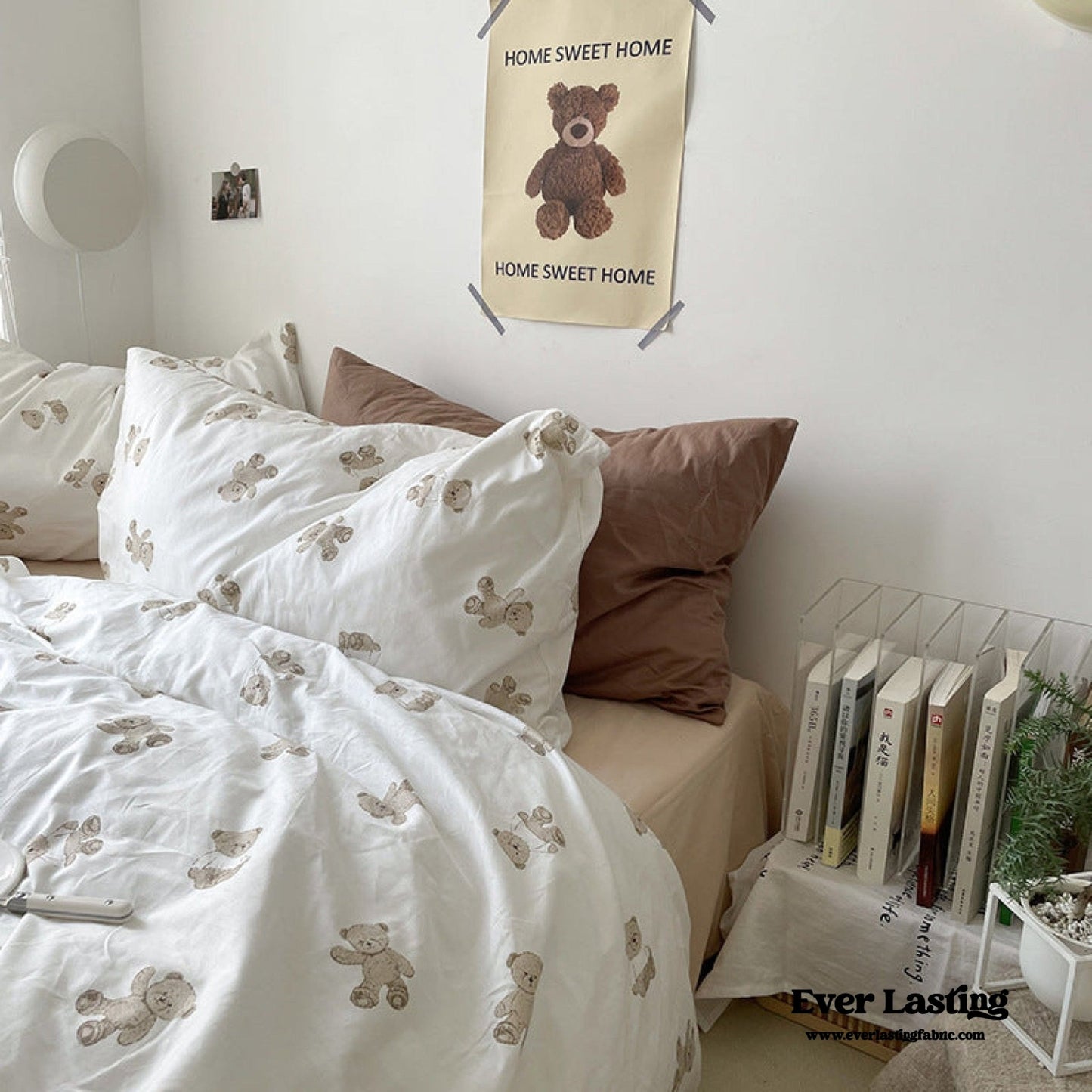 Teddy Duvet Cover / White + Beige