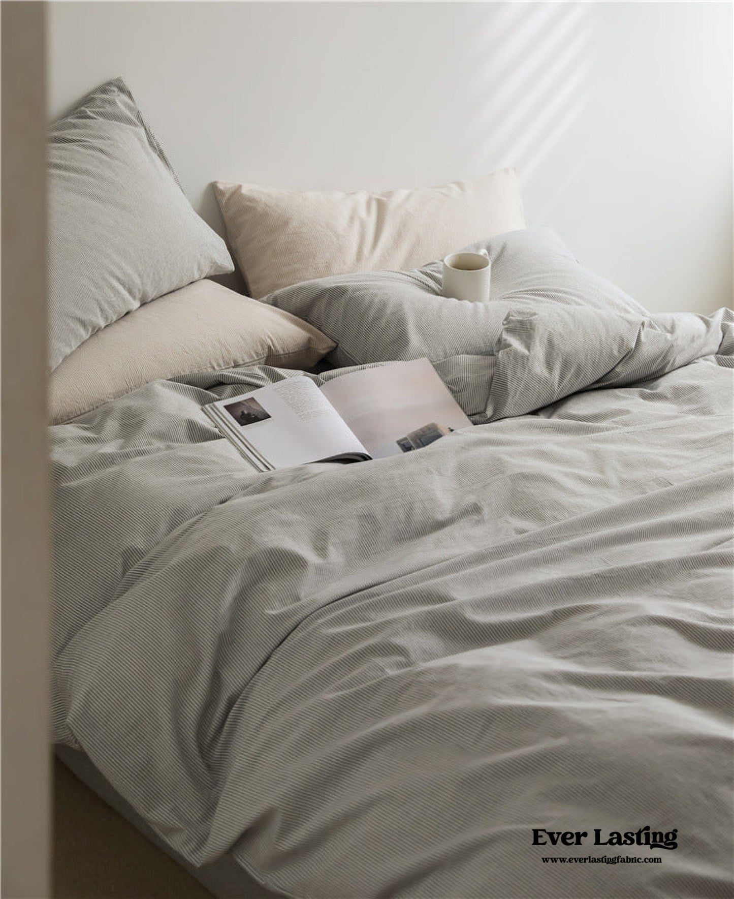 Thin Stripe Bedding Set / Beige