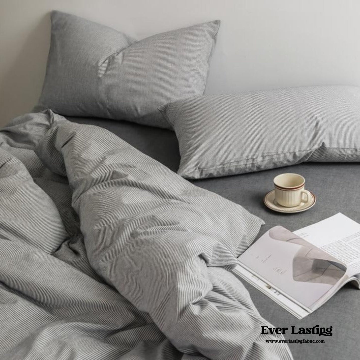 Thin Stripe Bedding Set / Blue