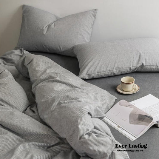 Thin Stripe Bedding Set / Blue