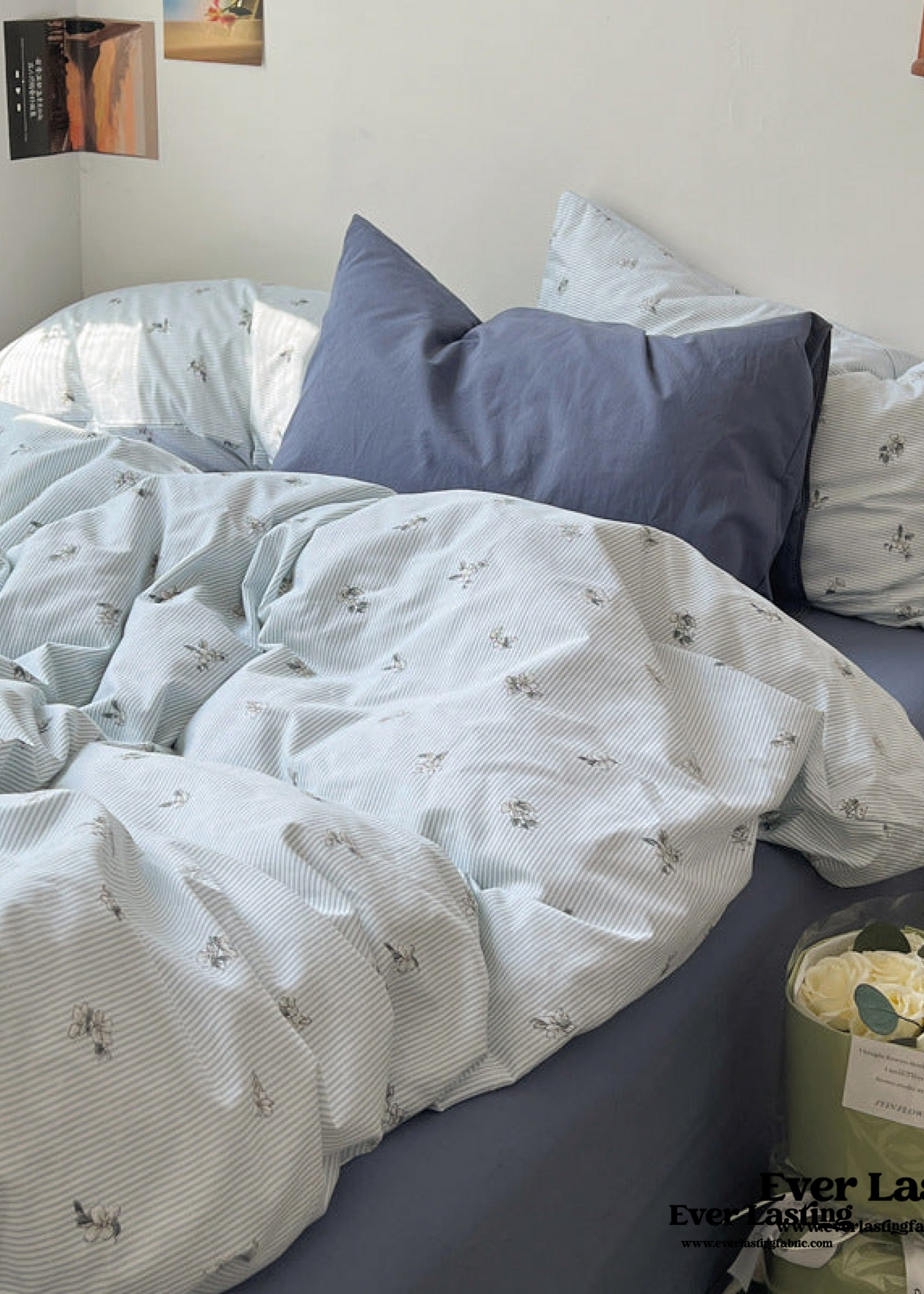 Thin Stripe Floral Bedding Set / Pink