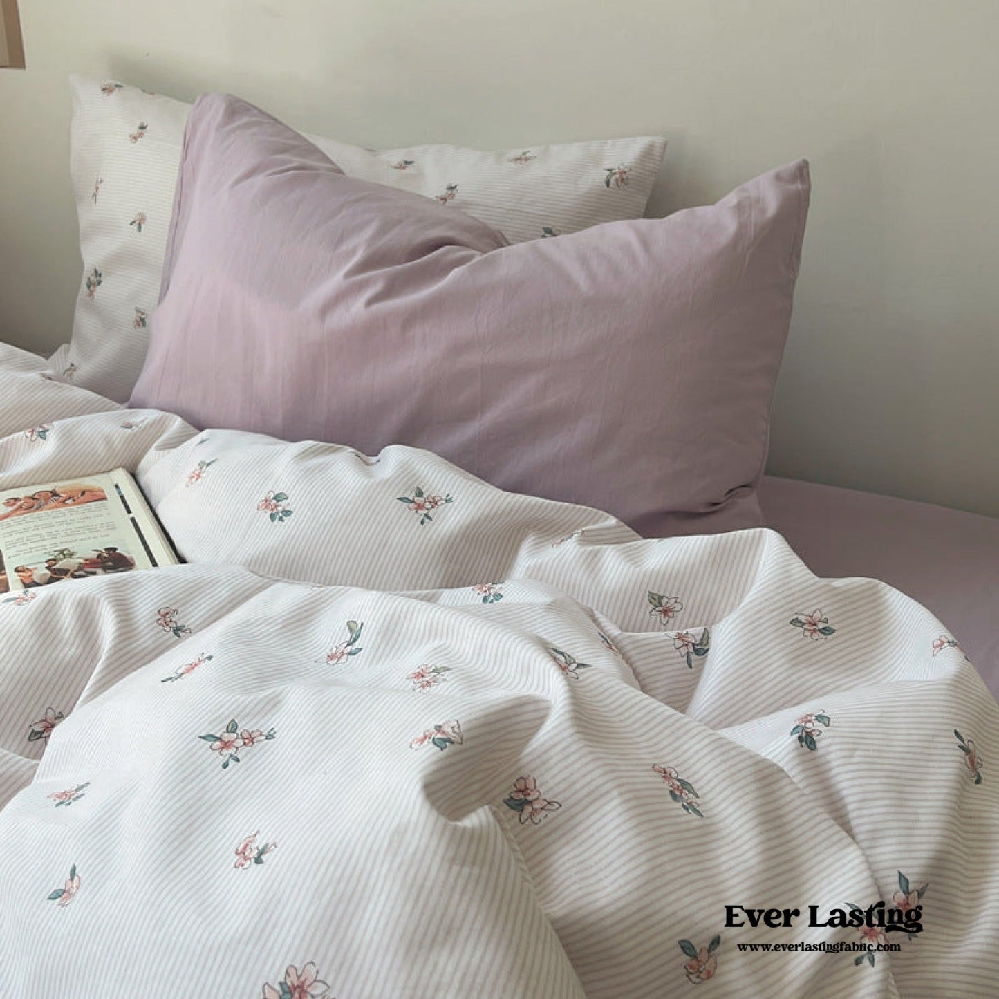 Thin Stripe Floral Bedding Set / Pink