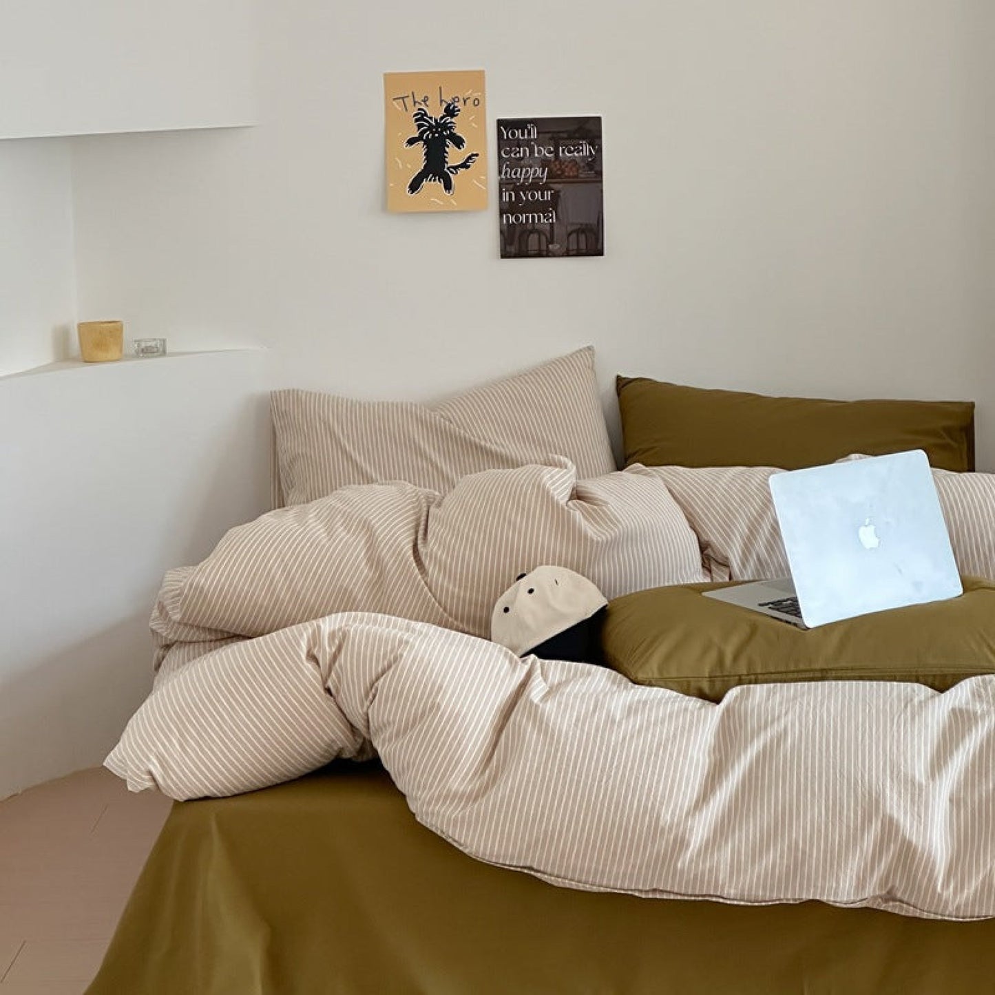 Thin Striped Bedding Set / Beige & Olive Green