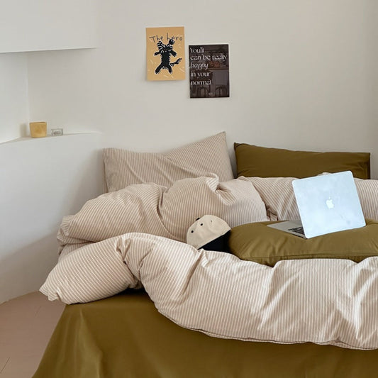 Thin Striped Bedding Set / Beige & Olive Green