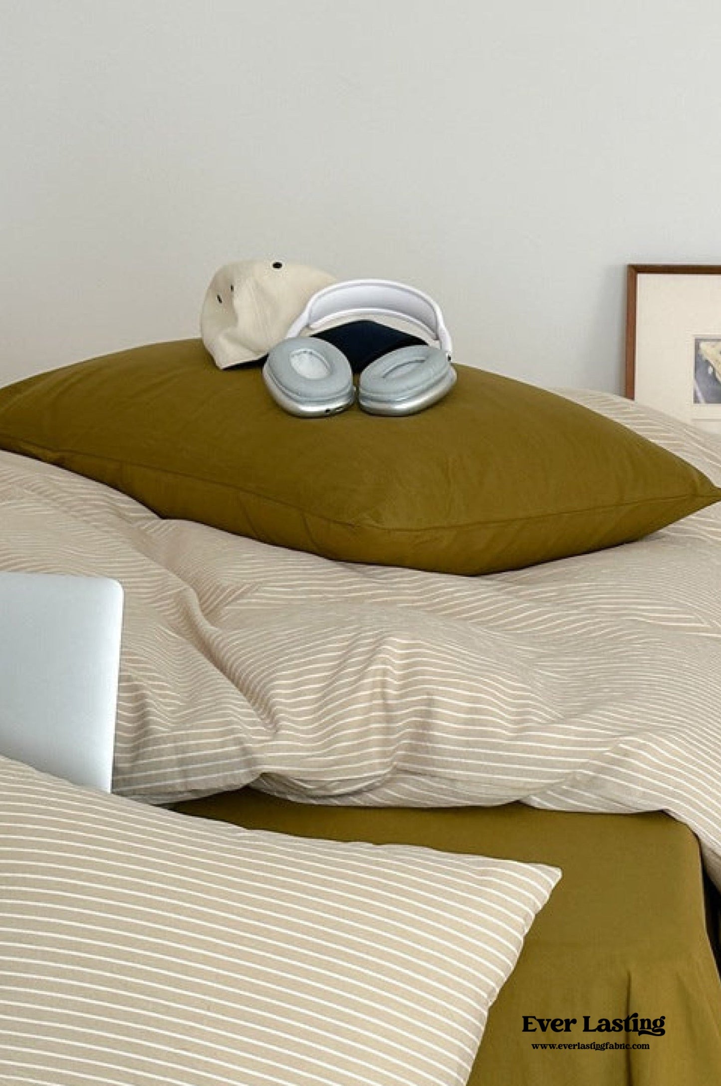 Thin Striped Bedding Set / Blue