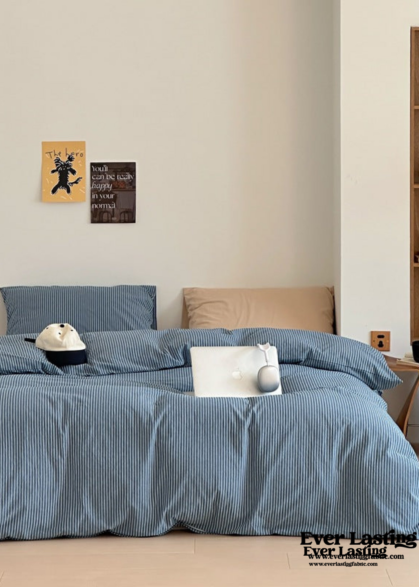 Thin Striped Bedding Set / Red