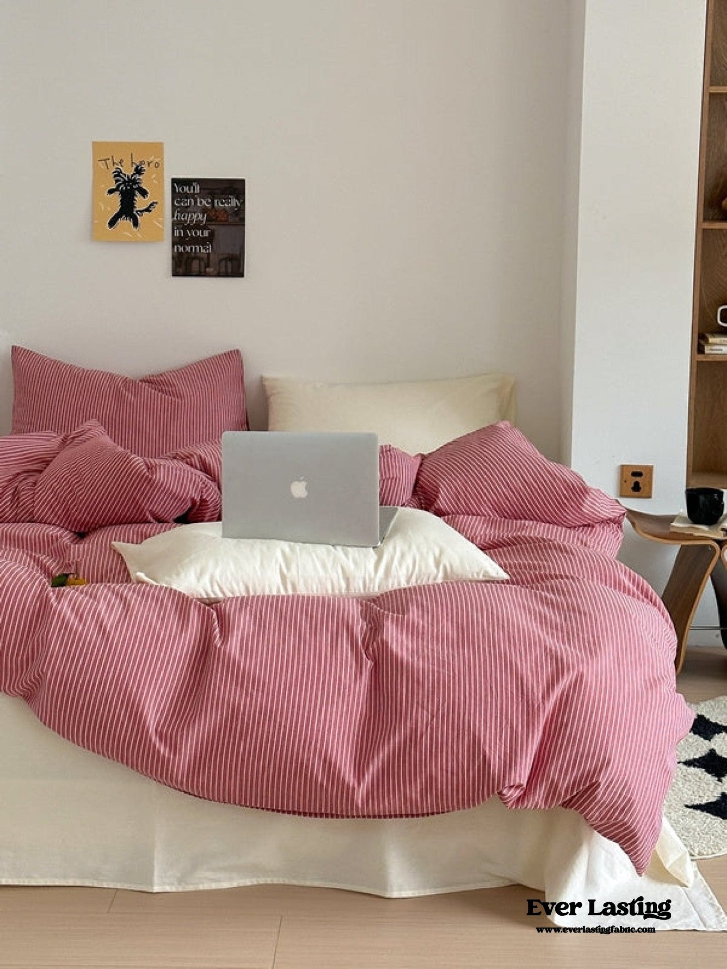 Thin Striped Duvet Cover / Red