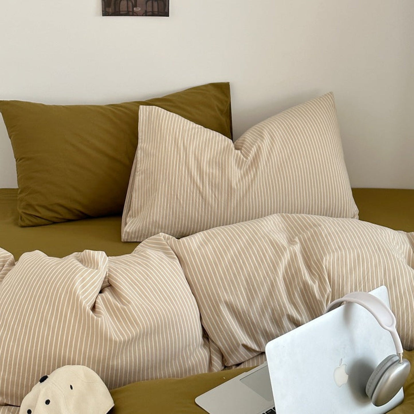 Thin Striped Pillowcases