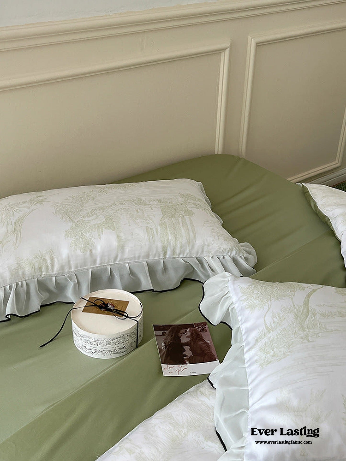 Victorian Inspired Soft Lace Ruffle Bedding Set / Green