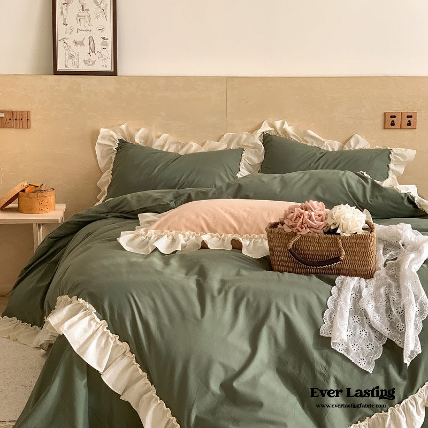 Vintage Earth Tone Large Ruffle Bedding Set / Light Blue