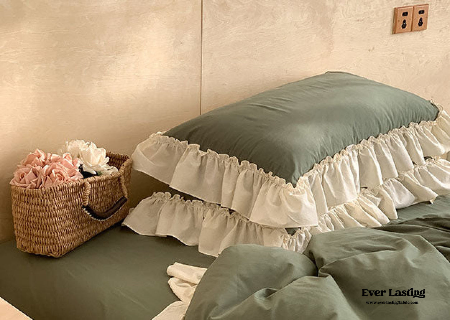 Vintage Earth Tone Large Ruffle Bedding Set / Moss Green