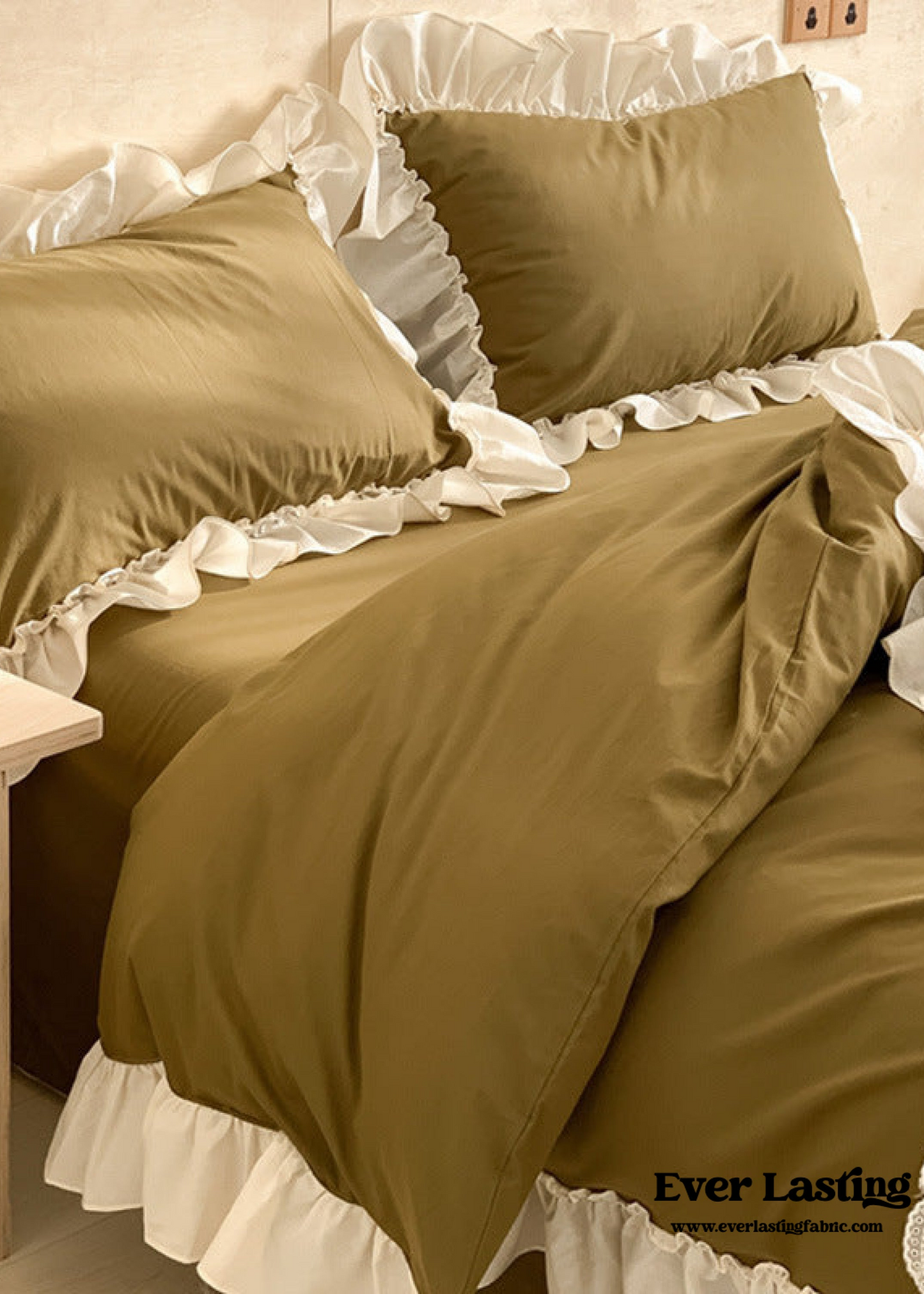 Vintage Earth Tone Large Ruffle Bedding Set / Moss Green