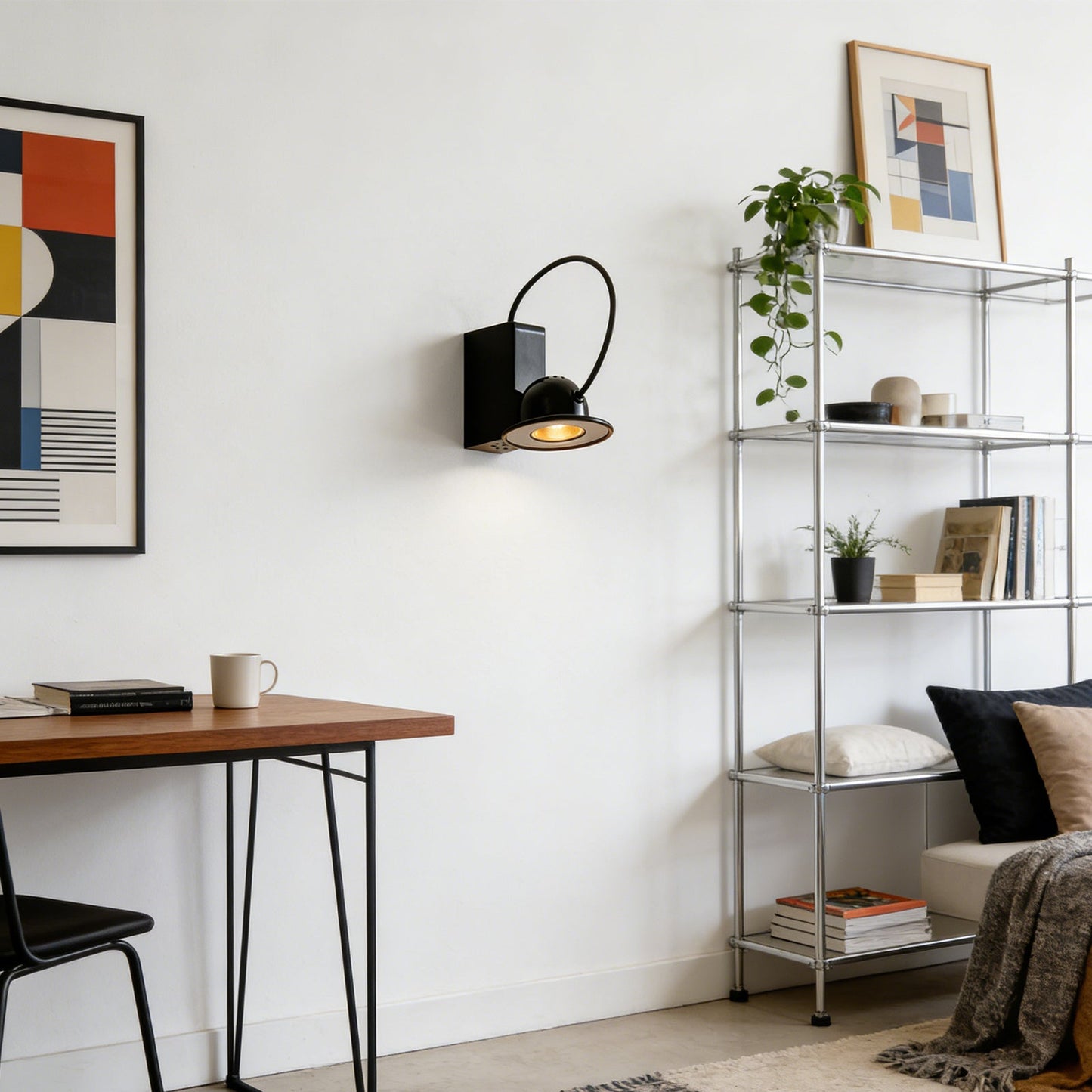Vintage Fun Magnetic Table Lamp