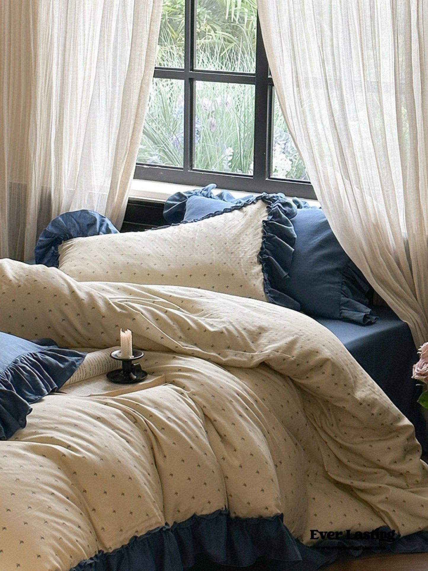 Vivienne Floral Double Gauze Bedding Set / Blue Ocean