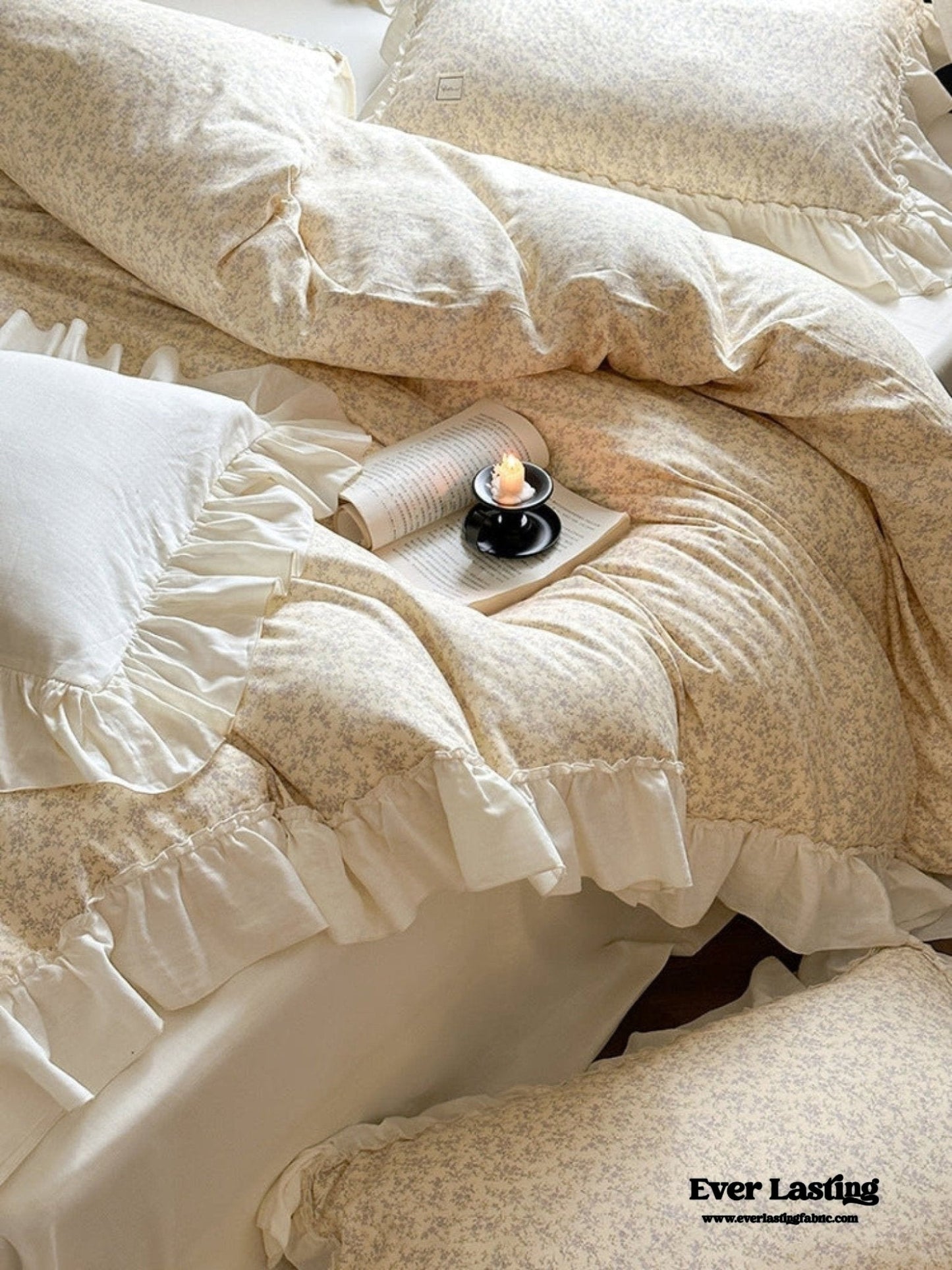 Vivienne Floral Double Gauze Bedding Set / Light Pink