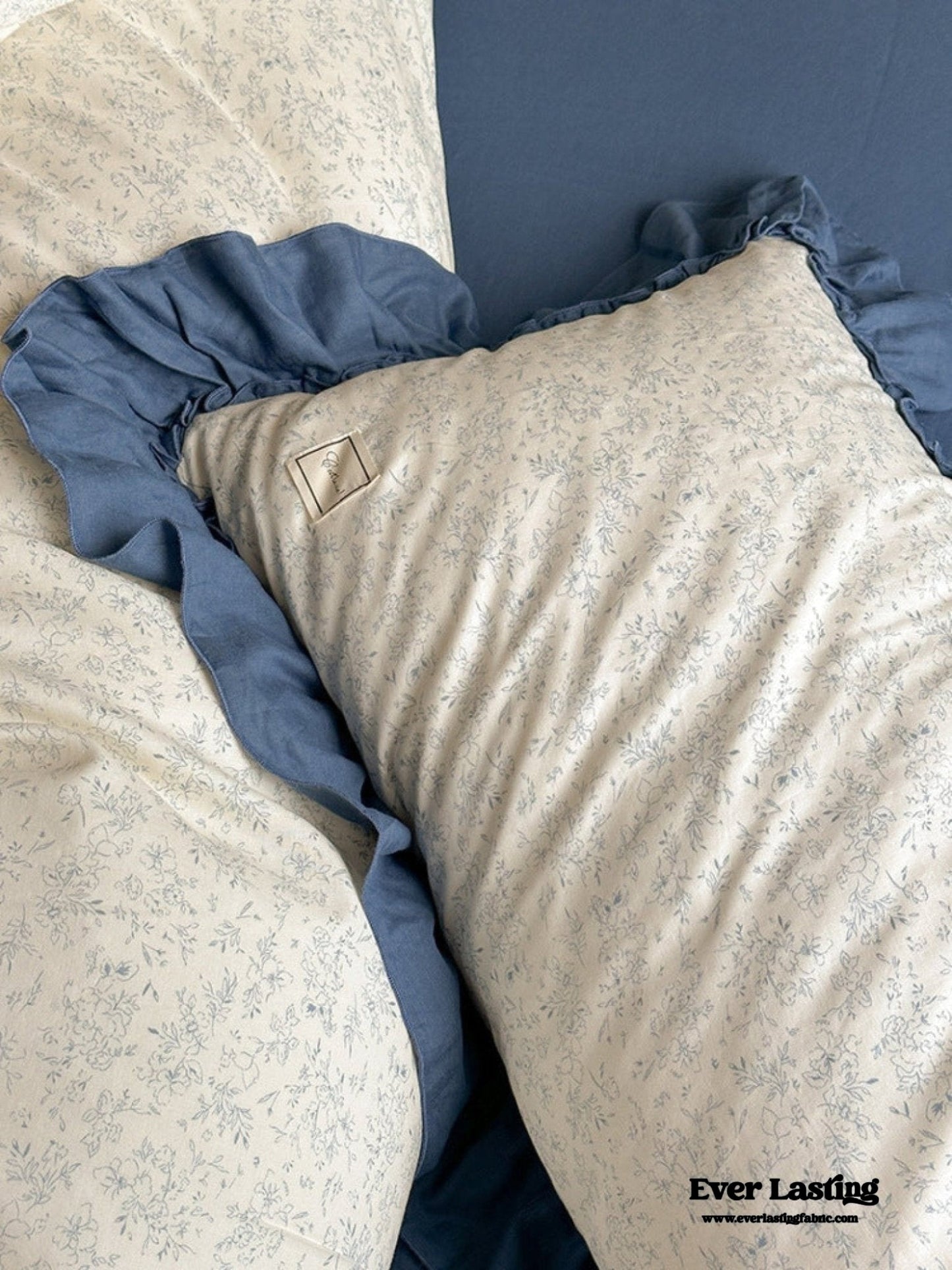 Vivienne Floral Double Gauze Bedding Set / Light Pink