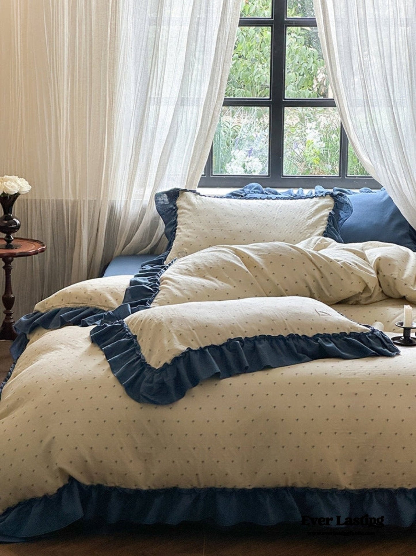 Vivienne Floral Double Gauze Bedding Set / Light Pink