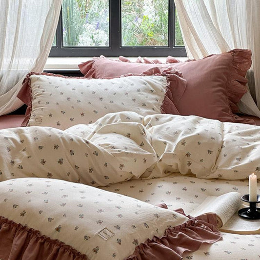 Vivienne Floral Double Gauze Bedding Set / Maroon Red