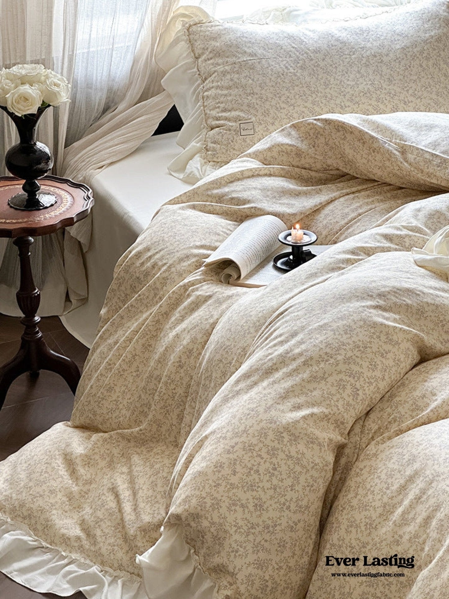 Vivienne Floral Double Gauze Bedding Set / Maroon Red