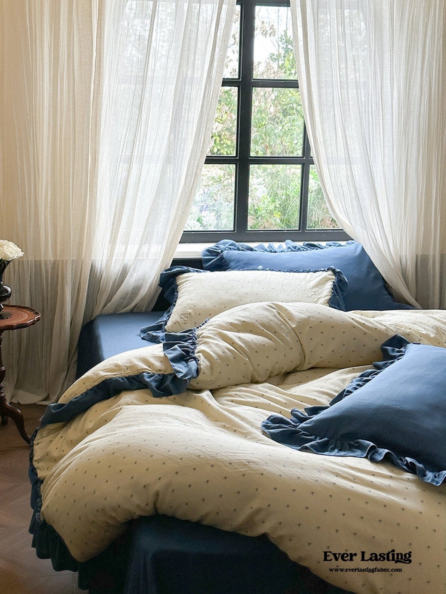 Vivienne Floral Double Gauze Bedding Set / Pale Yellow