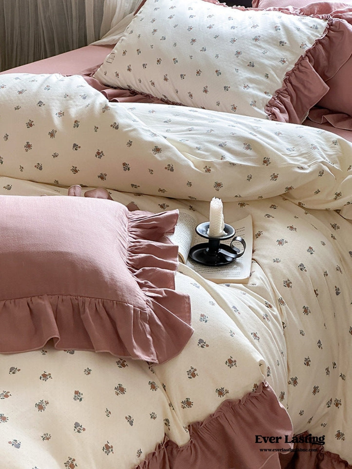 Vivienne Floral Double Gauze Bedding Set / Pale Yellow