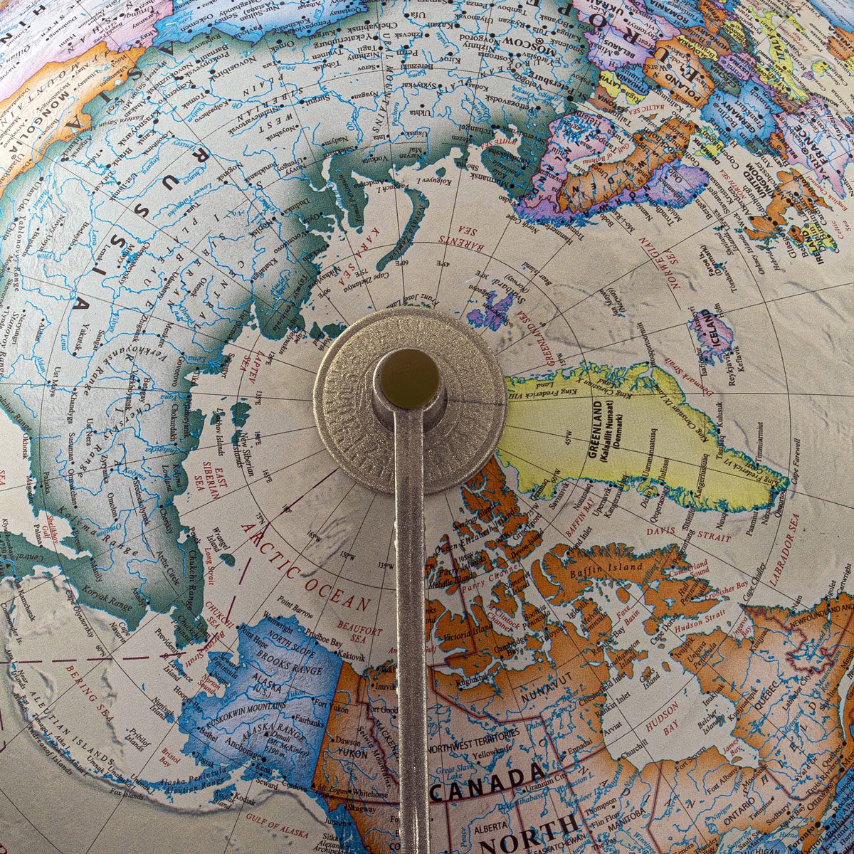 Voyager Globe