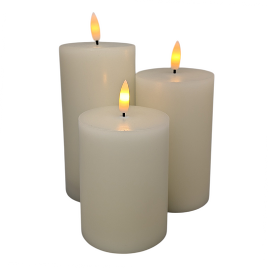 FlameWick Ivory Wax Pillar Candle Set
