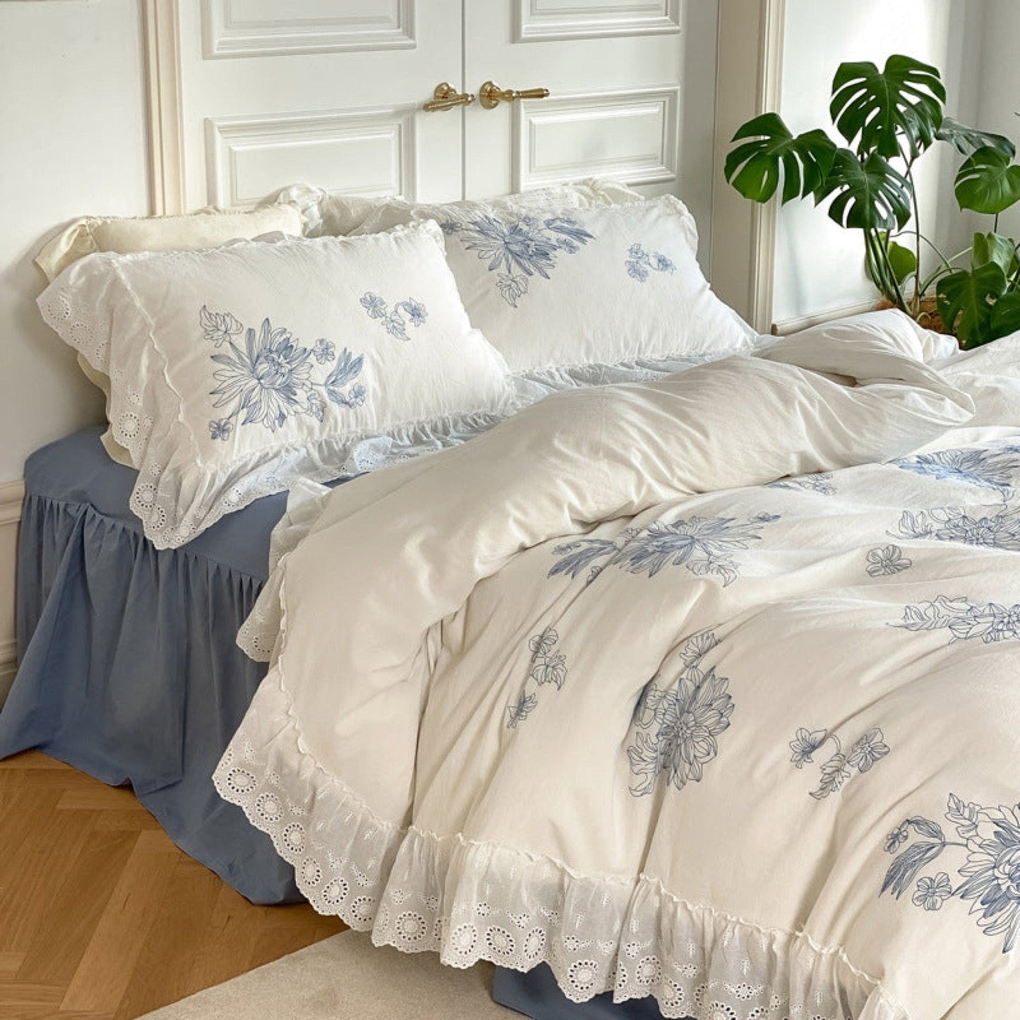 White Cottage Washed Cotton Ruffle Bedding Set