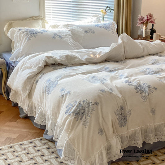 White Cottage Washed Cotton Ruffle Bedding Set